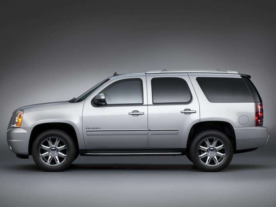  GMC Yukon Denali FlexFuel 2011 года  (фото 3 из 10)